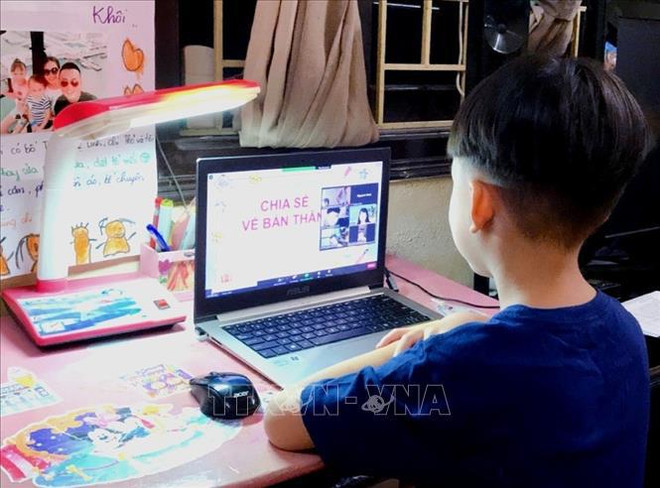 Students in HCM City supported to continue study amid COVID-19 ảnh 2 Students in HCM City supported to continue study amid COVID-19 ảnh 2