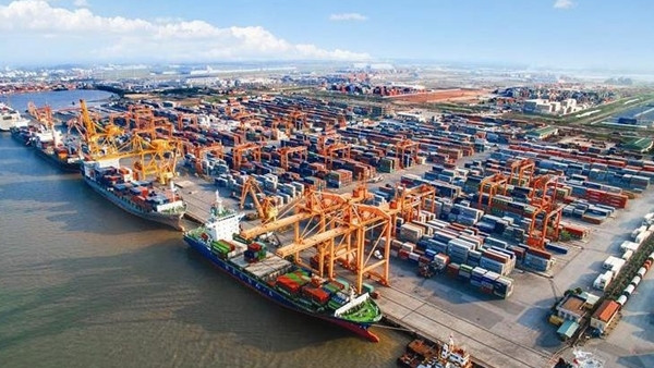 Vietnam’s seaports set to handle 1.14-1.42 billion tonnes of cargo by 2030 ảnh 1