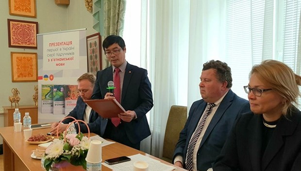 Vietnamese language textbooks launched in Ukraine ảnh 1 Vietnamese language textbooks launched in Ukraine ảnh 1