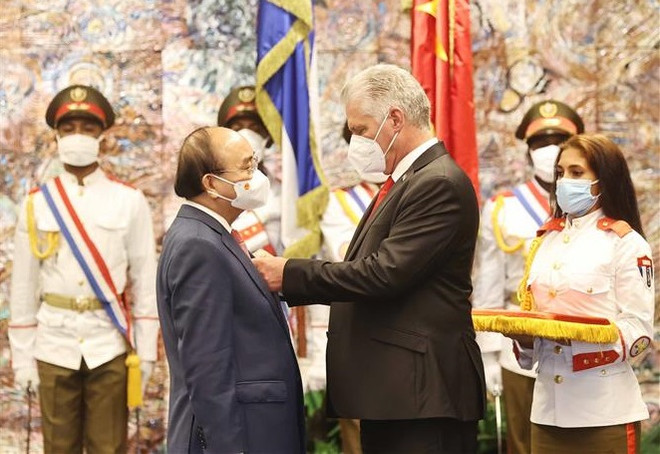 Vietnam, Cuba issue joint statement on President Nguyen Xuan Phuc’s visit ảnh 1 Vietnam, Cuba issue joint statement on President Nguyen Xuan Phuc’s visit ảnh 1