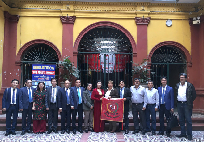 Hanoi officials visit Argentina, Peru ảnh 3 Hanoi officials visit Argentina, Peru ảnh 3