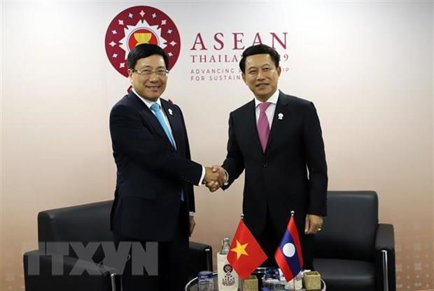 Vietnam active at multilateral, bilateral meetings within AMM-52 ảnh 6