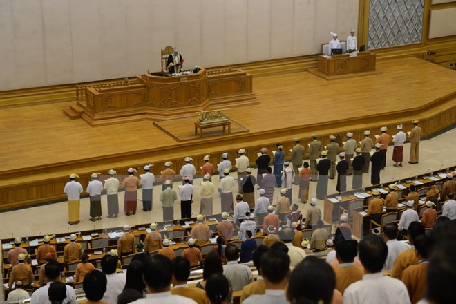 Myanmar bans cabinet members from appointing relatives as assistants ảnh 1