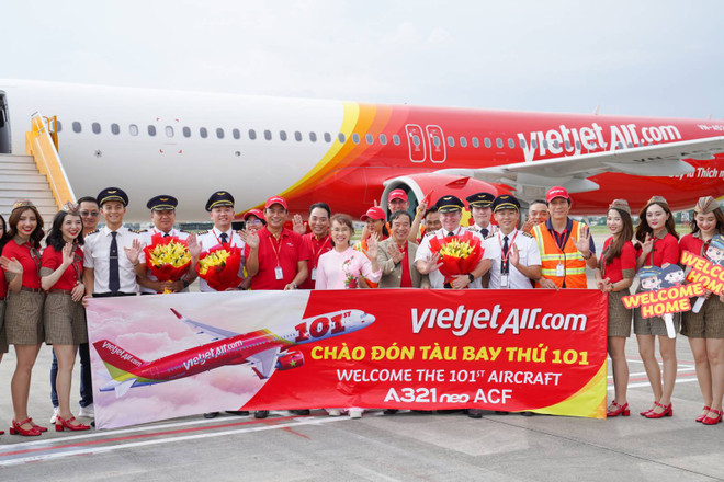 Vietjet welcomes 101st aircraft ảnh 2