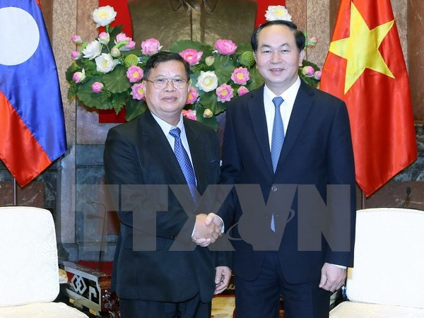 Vietnam gives top priority to relationship with Laos: President ảnh 1