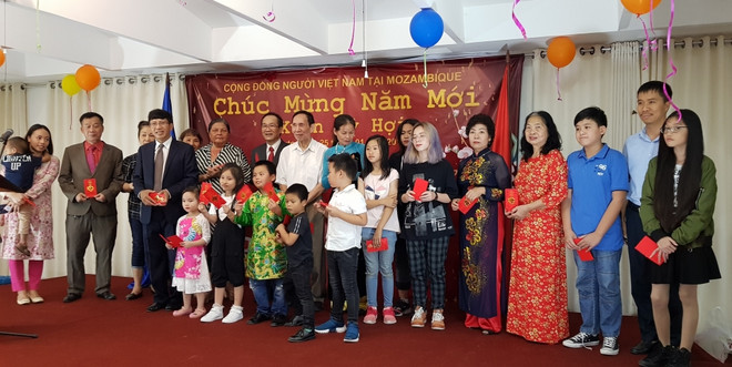 Celebrations in Italy, Mozambique to welcome traditional Tet ảnh 2