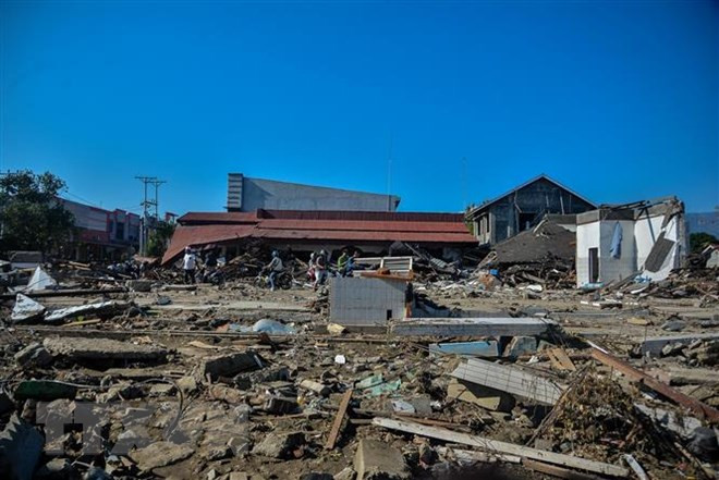 Another strong earthquake rocks central Indonesia ảnh 1 Another strong earthquake rocks central Indonesia ảnh 1