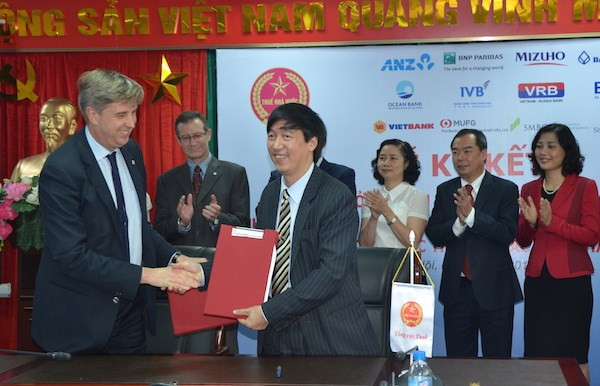 Tax sector expands online payment services ảnh 1