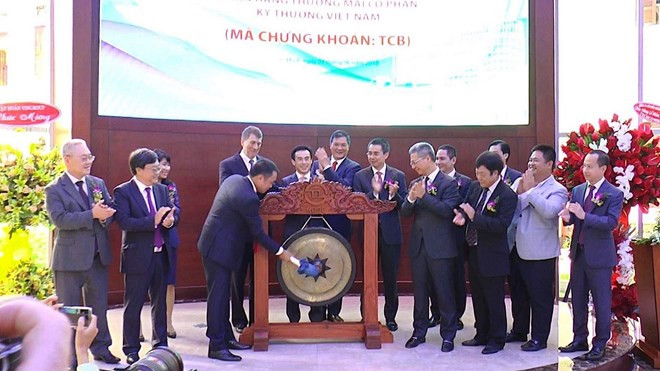 Techcombank lists over 1.16 billion shares on HOSE ảnh 1 Techcombank lists over 1.16 billion shares on HOSE ảnh 1