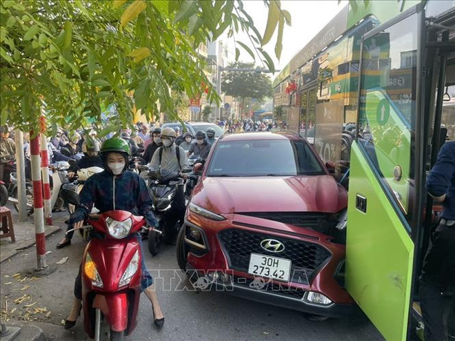 Traffic accidents surge in 10 months: Statistics ảnh 1 Traffic accidents surge in 10 months: Statistics ảnh 1