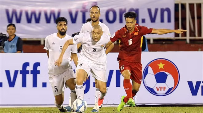 Vietnam tie goalless with Jordan ảnh 1
