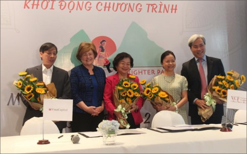 Ethnic minority girls to earn college scholarships ảnh 1 Ethnic minority girls to earn college scholarships ảnh 1