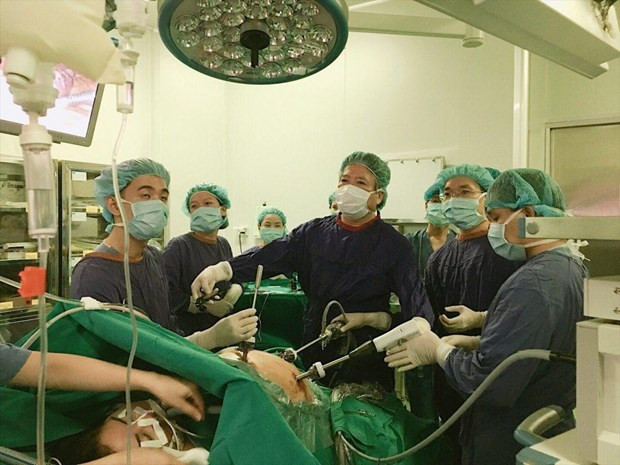 Health sector honoured at “Vietnam Glory” programme ảnh 1