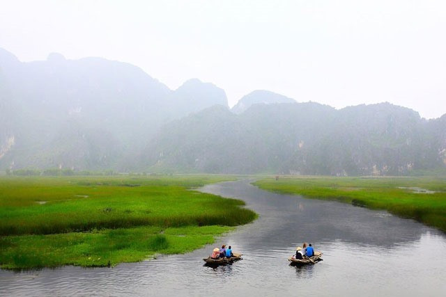 Ninh Binh province looks to nearly double tourism revenue ảnh 1