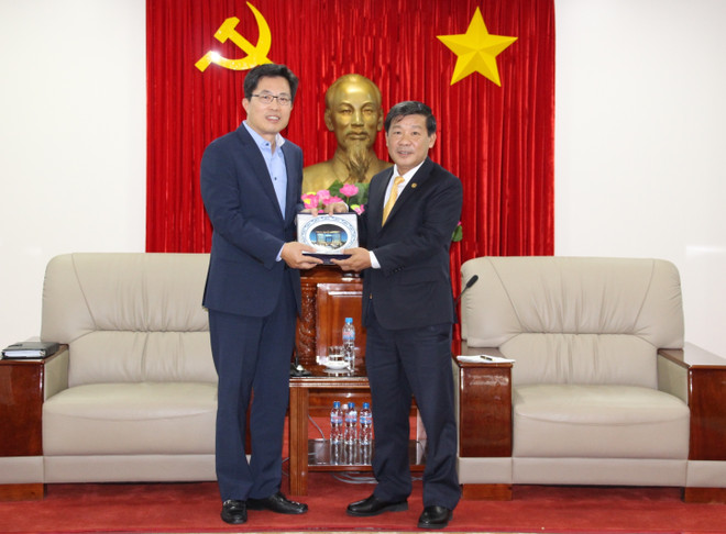 Binh Duong calls for investment in less labour-intensive industries ảnh 1 Binh Duong calls for investment in less labour-intensive industries ảnh 1