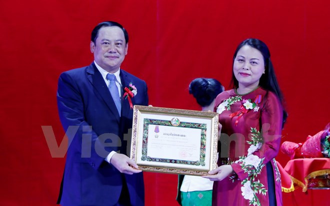 Vietnamese, Lao women contribute to fostering bilateral ties ảnh 1