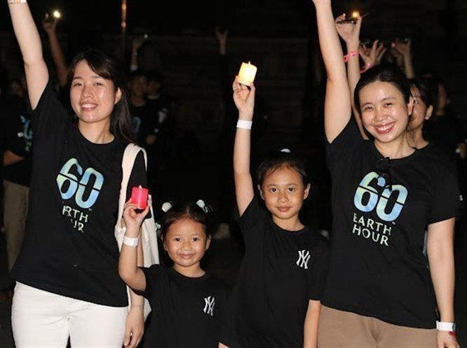 Vietnam saves 298,000 kWh during Earth Hour 2023 ảnh 1 Vietnam saves 298,000 kWh during Earth Hour 2023 ảnh 1