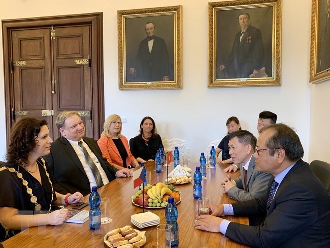 Vietnam, Czech Republic strengthen education-training engagements ảnh 2