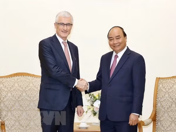 PM pledges to create optimal conditions for Belgian businesses ảnh 1
