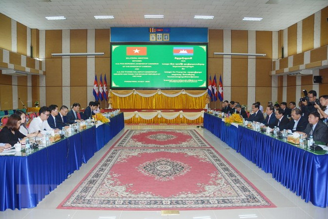Vietnam, Cambodia promote border trade ảnh 1
