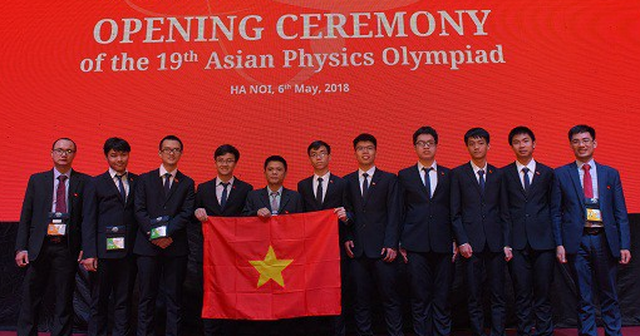 Vietnam bags four golds at 19th Asian Physics Olympiad ảnh 1 Vietnam bags four golds at 19th Asian Physics Olympiad ảnh 1