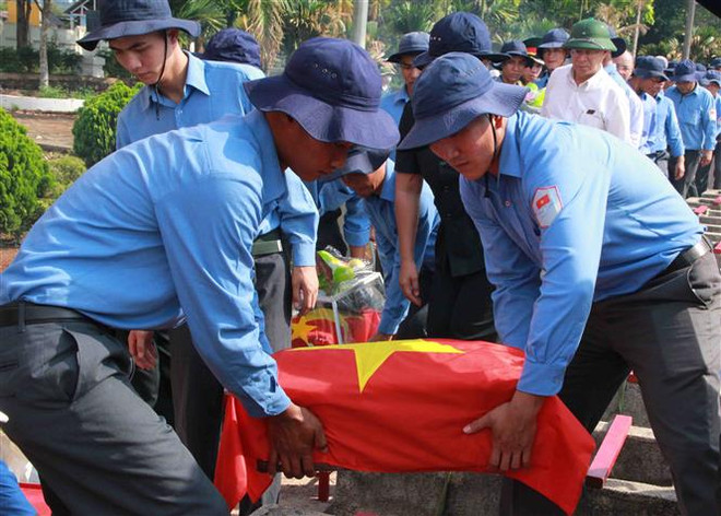 Dak Lak reburies soldiers’ remains repatriated from Cambodia ảnh 1 Dak Lak reburies soldiers’ remains repatriated from Cambodia ảnh 1