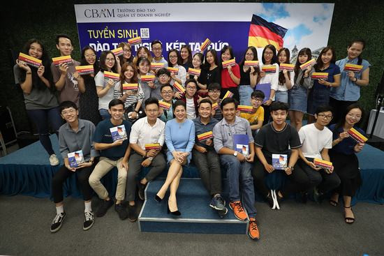Germany’s dual training programme enrolls Vietnamese students ảnh 1