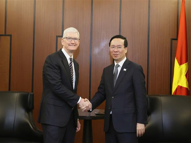 Vietnamese President meets with leaders of Boeing, Apple ảnh 2