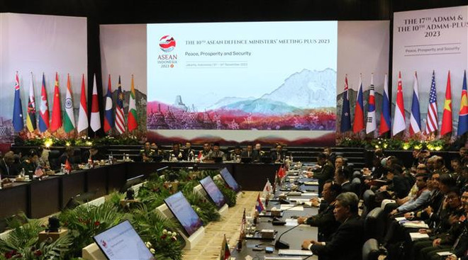 Disputes should be addressed through peaceful means: Defence Minister at ADMM+ ảnh 2 Disputes should be addressed through peaceful means: Defence Minister at ADMM+ ảnh 2