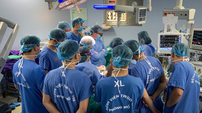 Voluntary British medics on craniofacial trauma mission to Vietnam ảnh 1 Voluntary British medics on craniofacial trauma mission to Vietnam ảnh 1