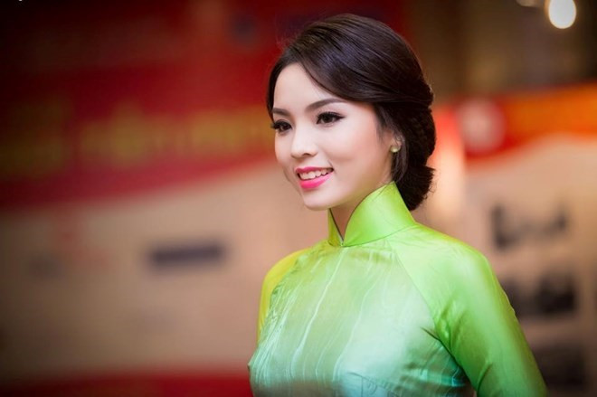 Female ambassadors to go catwalk in Vietnamese ‘ao dai’ ảnh 1 Female ambassadors to go catwalk in Vietnamese ‘ao dai’ ảnh 1