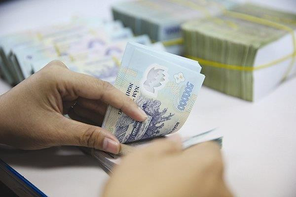 Corporate bond issuance rises in eight months ảnh 1