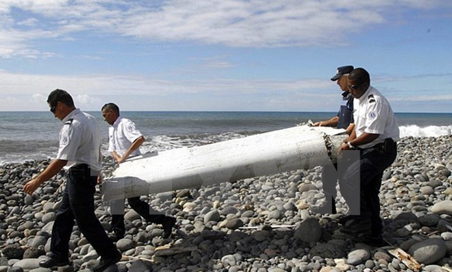 Suspected MH370 debris to be verified in Australia, France ảnh 1 Suspected MH370 debris to be verified in Australia, France ảnh 1