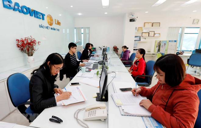 Top 10 prestigious insurance companies in Vietnam in 2021 announced ảnh 1