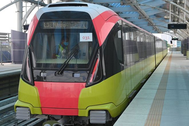 Hanoi urban metro line’s elevated section commissioned ảnh 3