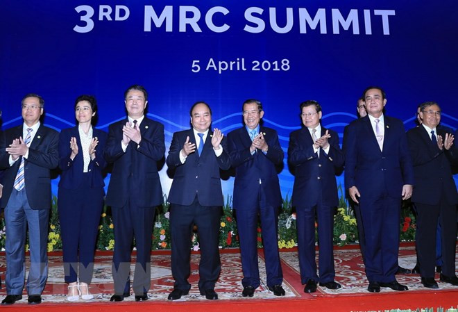 PM attends third Mekong River Commission Summit ảnh 1