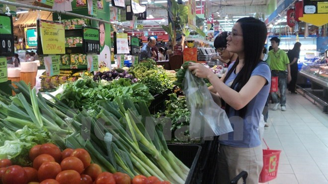 Retail sales continue positive growth in H1 ảnh 1