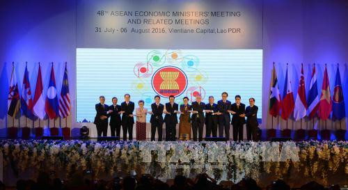 ASEAN economic ministers mull multiple issues ảnh 1 ASEAN economic ministers mull multiple issues ảnh 1