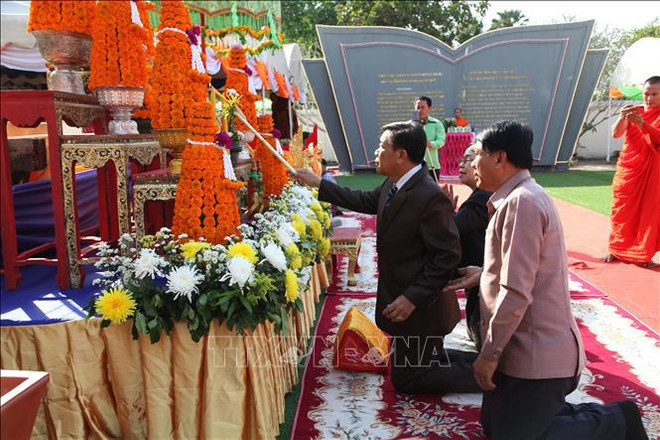Respects paid to martyrs of Laos-Vietnam combat alliance ảnh 1 Respects paid to martyrs of Laos-Vietnam combat alliance ảnh 1
