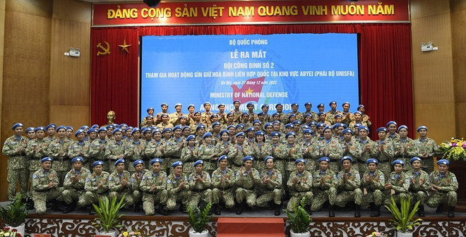 Vietnam’s second UN peacekeeping sapper unit unveiled in Hanoi ảnh 1