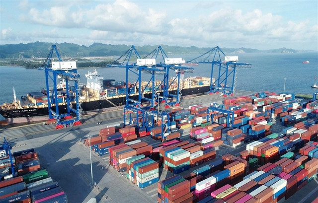 Vietnam needs 13.3 billion USD to develop seaports ảnh 1