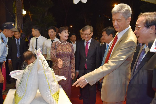 Lao staples introduced in Ho Chi Minh City ảnh 1