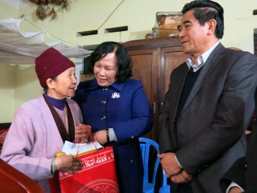 Ha Nam: Over 1 million USD raised for poor people ảnh 1