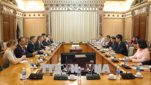 HCM City wants France’s cooperation in education, smart city ảnh 1 HCM City wants France’s cooperation in education, smart city ảnh 1