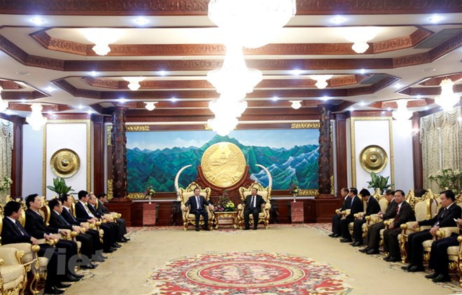 Lao leader hosts Vietnamese Minister of Public Security ảnh 1 Lao leader hosts Vietnamese Minister of Public Security ảnh 1