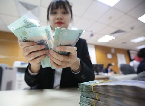 Banks help low-income earners ảnh 1