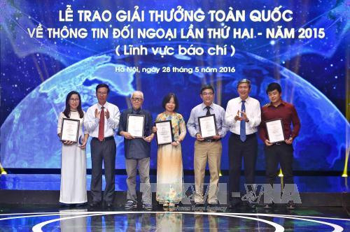 National External Information Service Awards 2015 presented ảnh 1