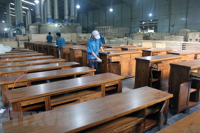 Wood furniture firms advised to optimise domestic materials ảnh 1
