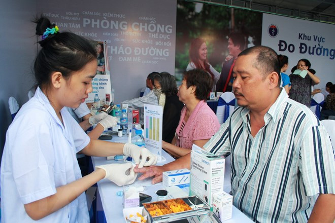 Vietnam improves capacity in non-communicable disease treatment ảnh 1