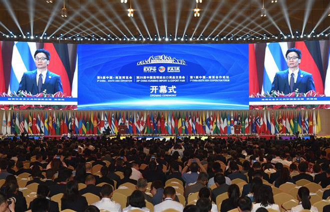 Deputy PM attends 5th China-South Asia Expo in Kunming ảnh 1 Deputy PM attends 5th China-South Asia Expo in Kunming ảnh 1